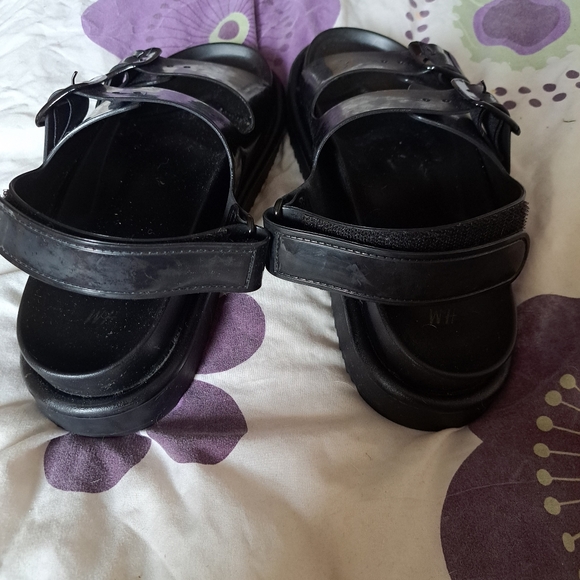 H&M Chunky Sandles - Picture 3 of 4